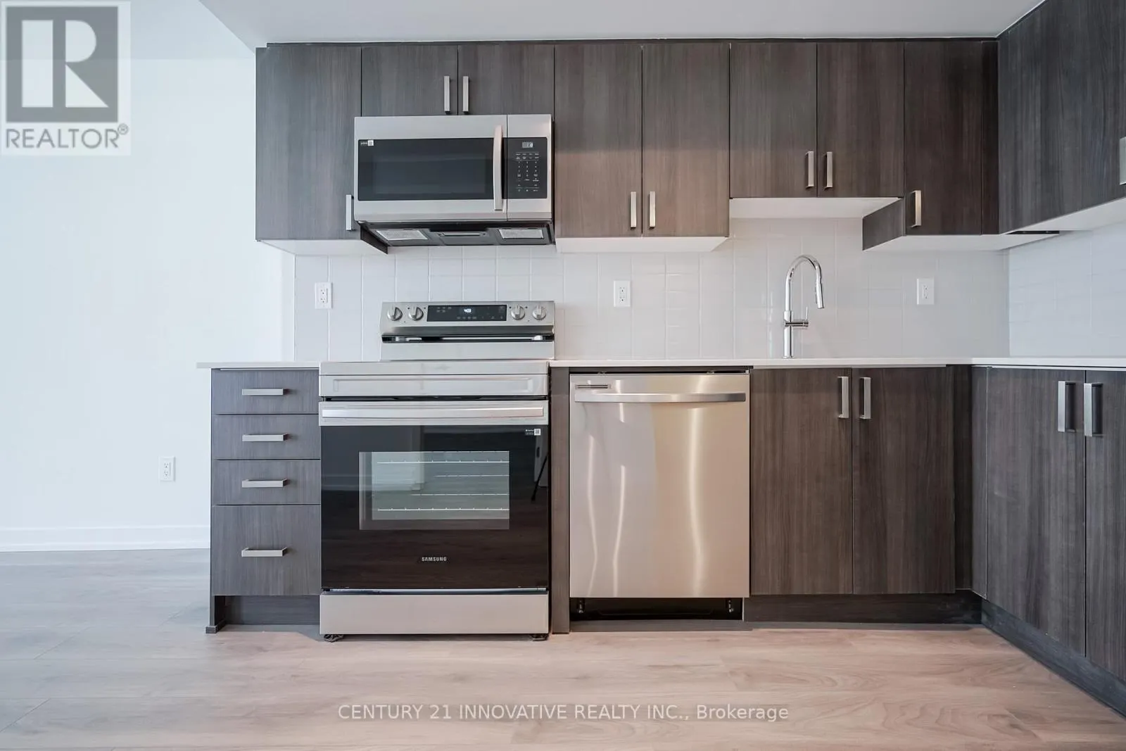 1703 - 1435 CELEBRATION DRIVE