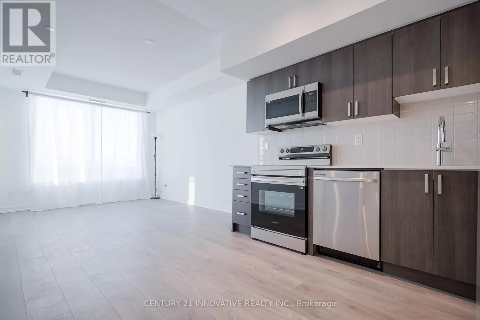 1703 - 1435 CELEBRATION DRIVE