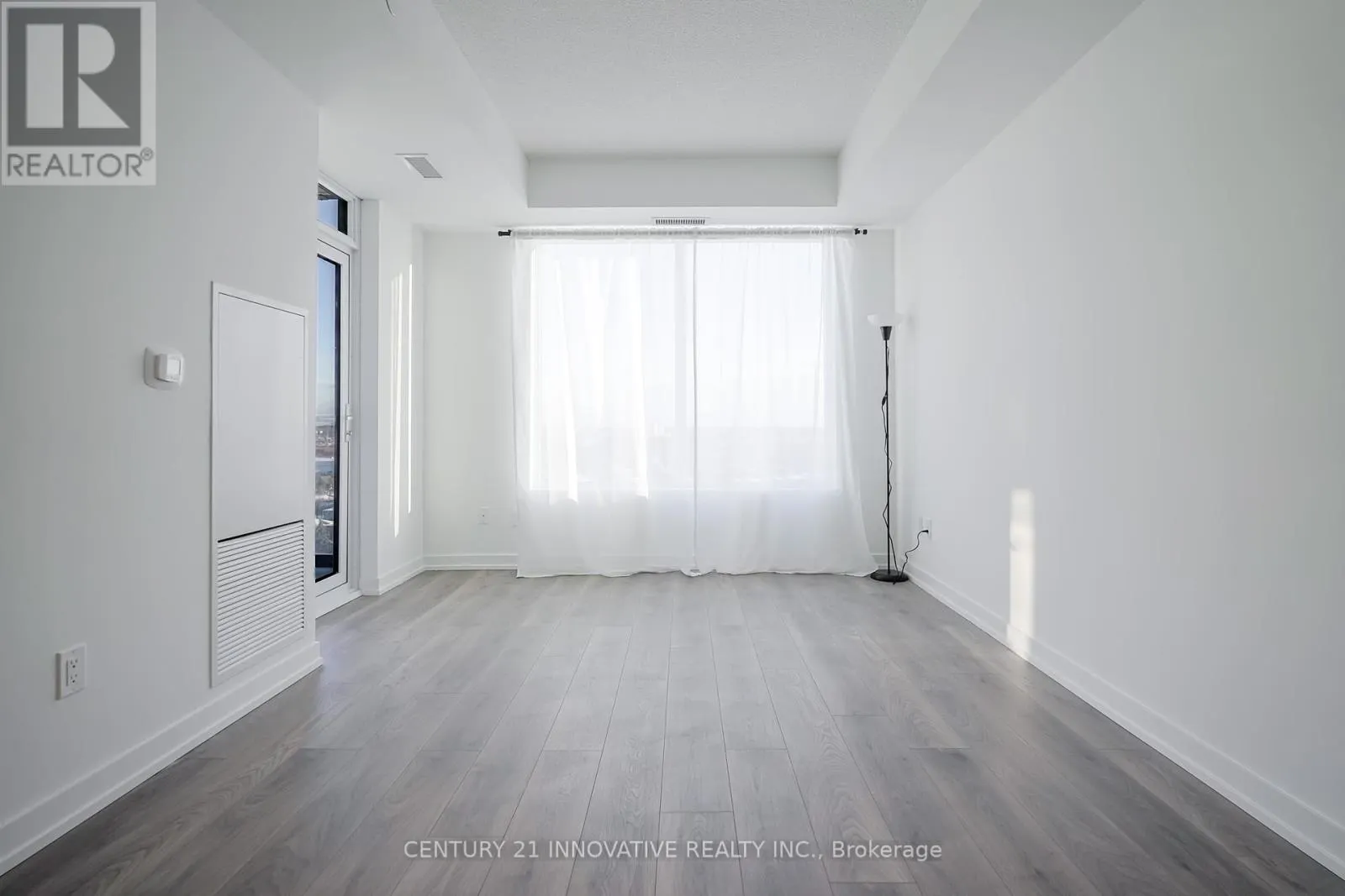 1703 - 1435 CELEBRATION DRIVE
