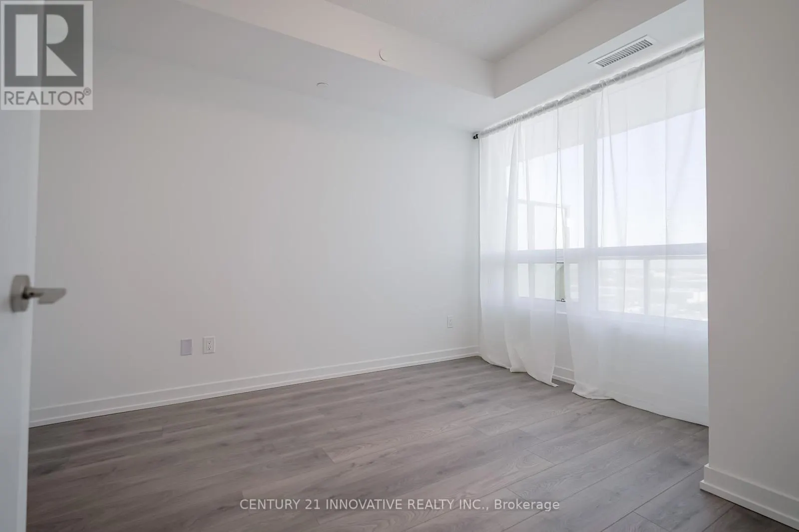 1703 - 1435 CELEBRATION DRIVE