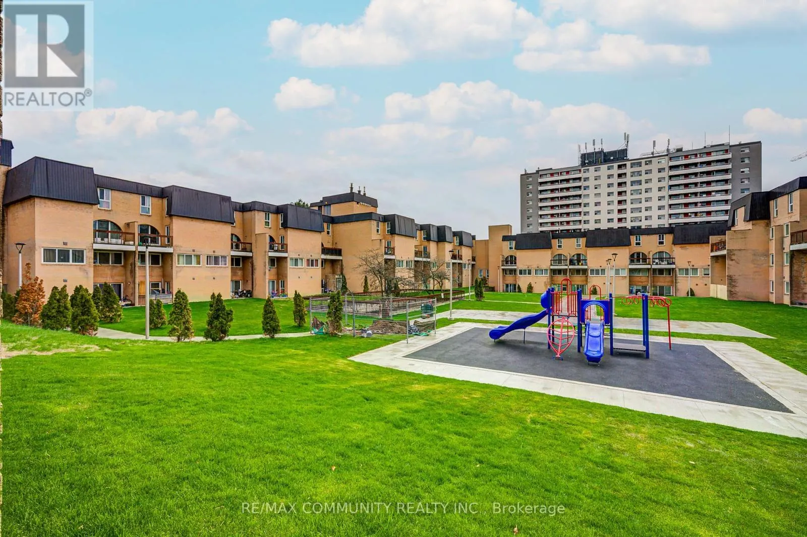 1078 - 100 MORNELLE COURT