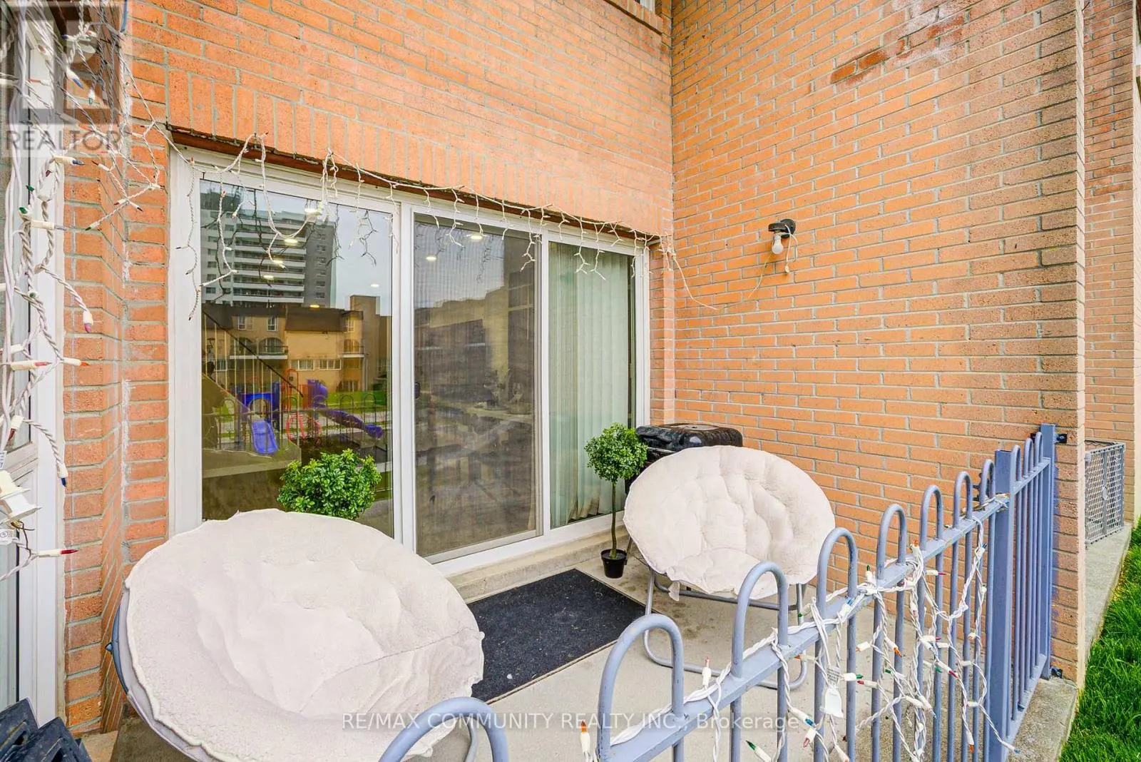 1078 - 100 MORNELLE COURT