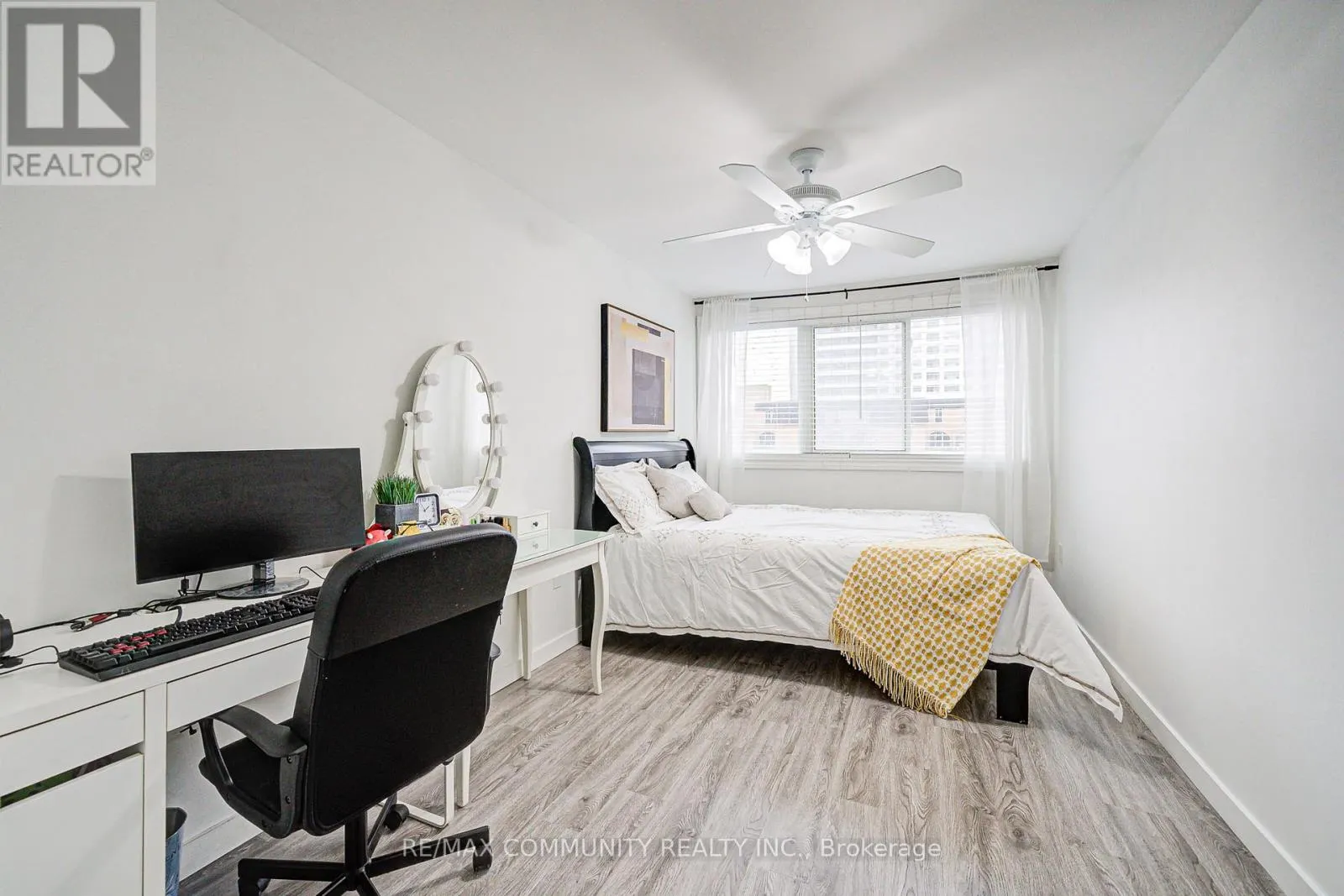 1078 - 100 MORNELLE COURT