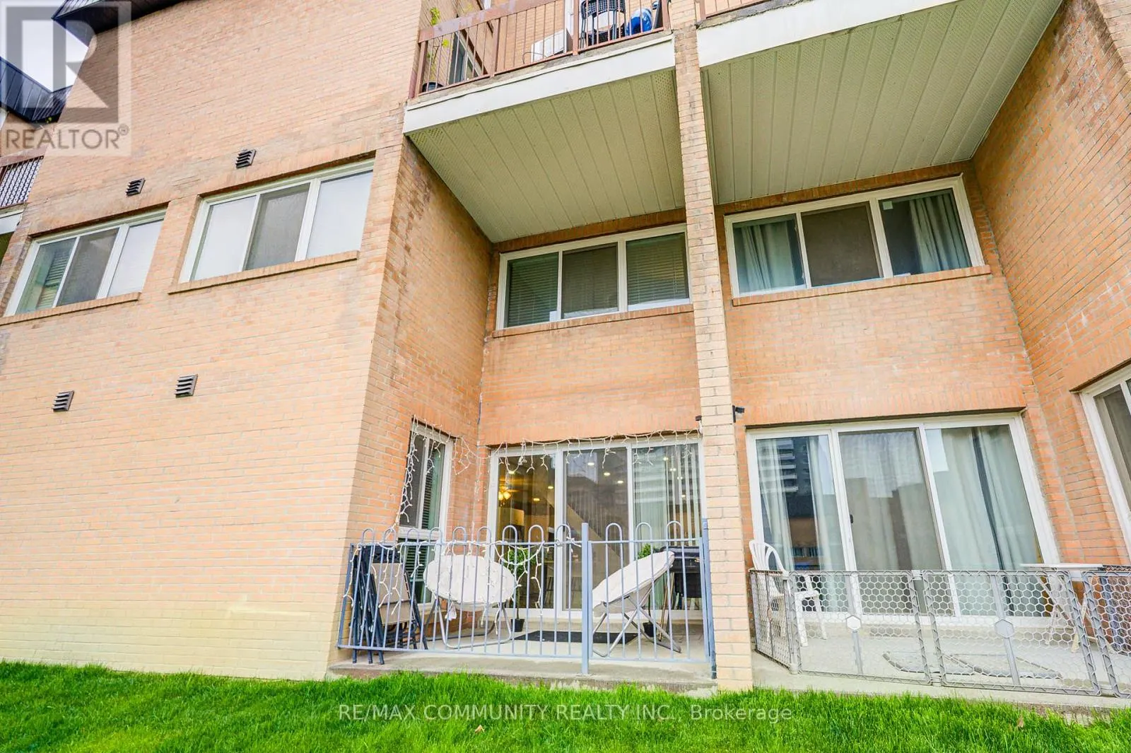 1078 - 100 MORNELLE COURT