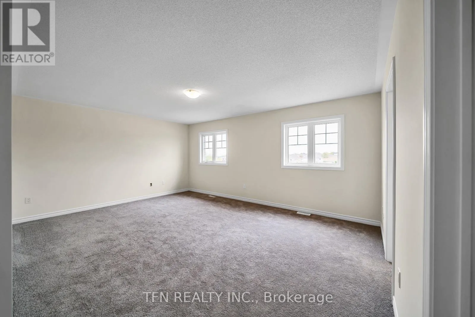 55 ROBIN TRAIL