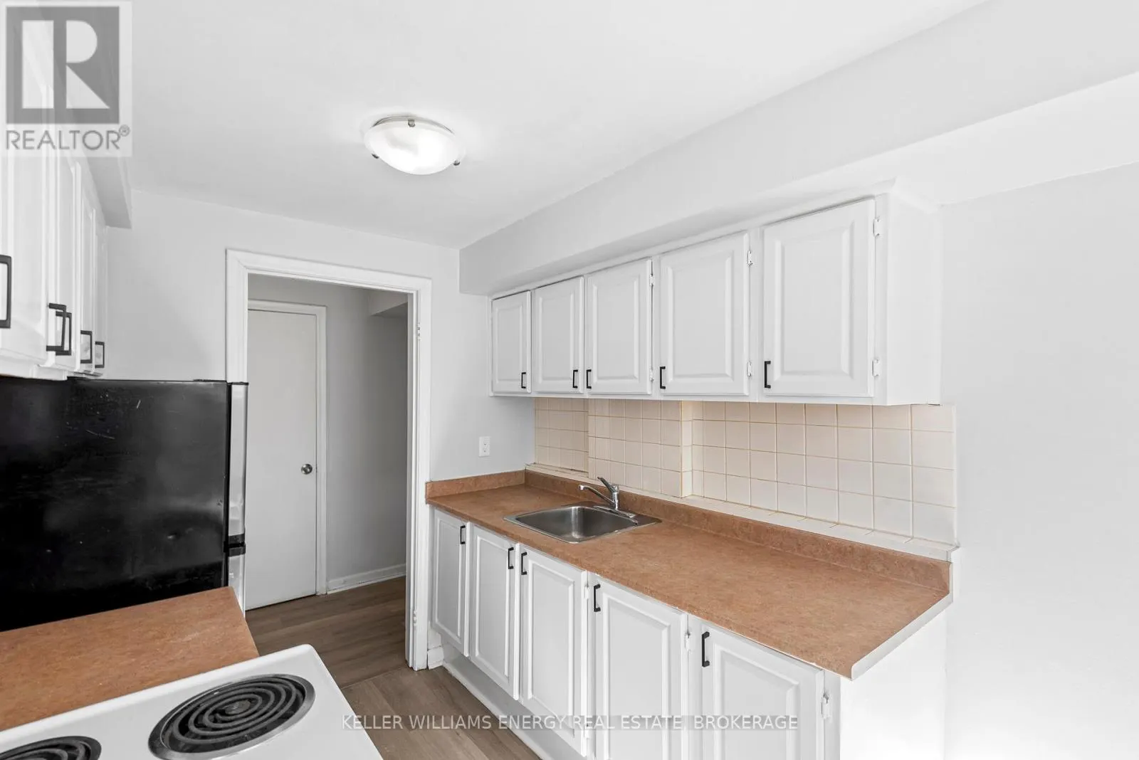 1-6 - 117 CROMWELL AVENUE, #1-6