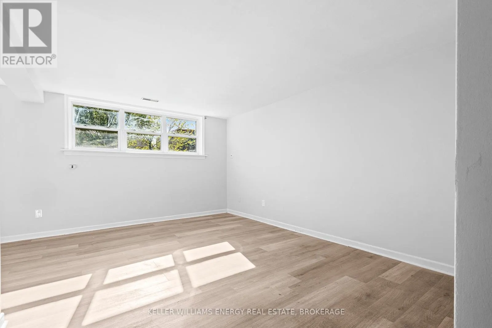 1-6 - 117 CROMWELL AVENUE, #1-6