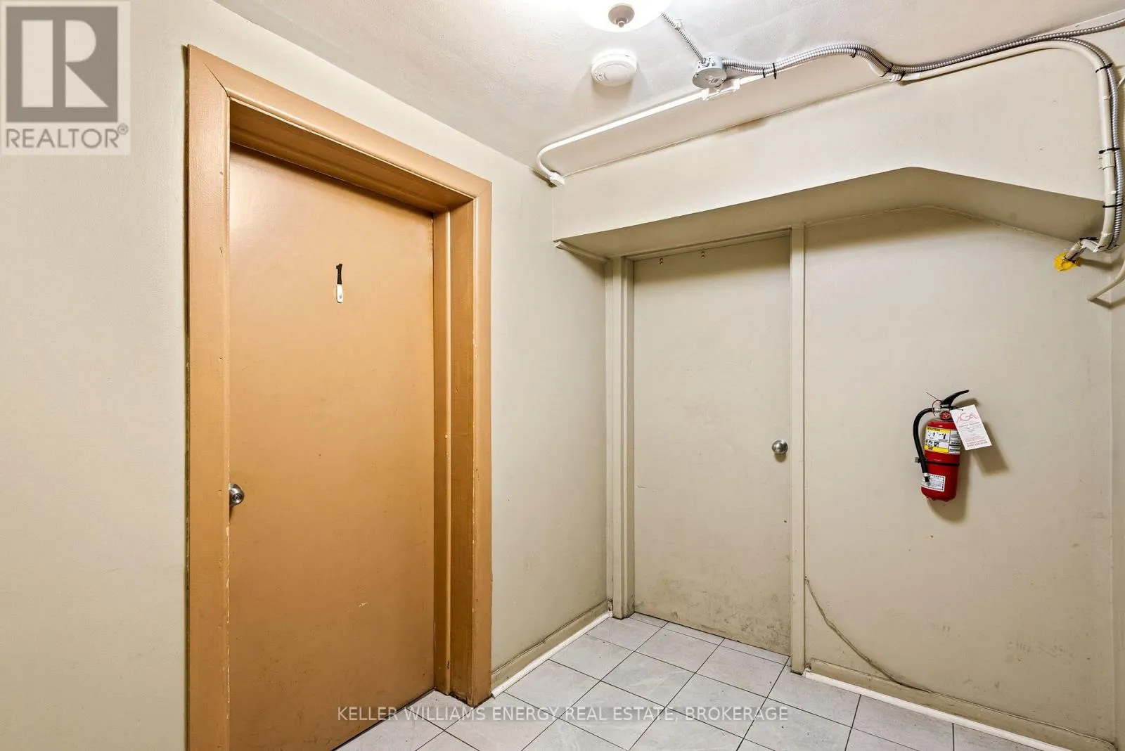 1-6 - 117 CROMWELL AVENUE, #1-6