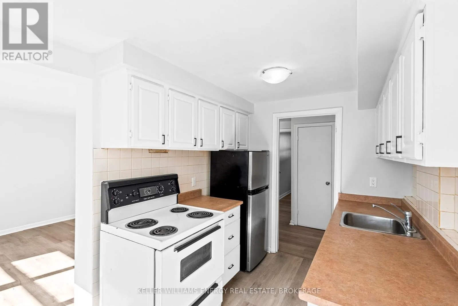 1-6 - 117 CROMWELL AVENUE, #1-6