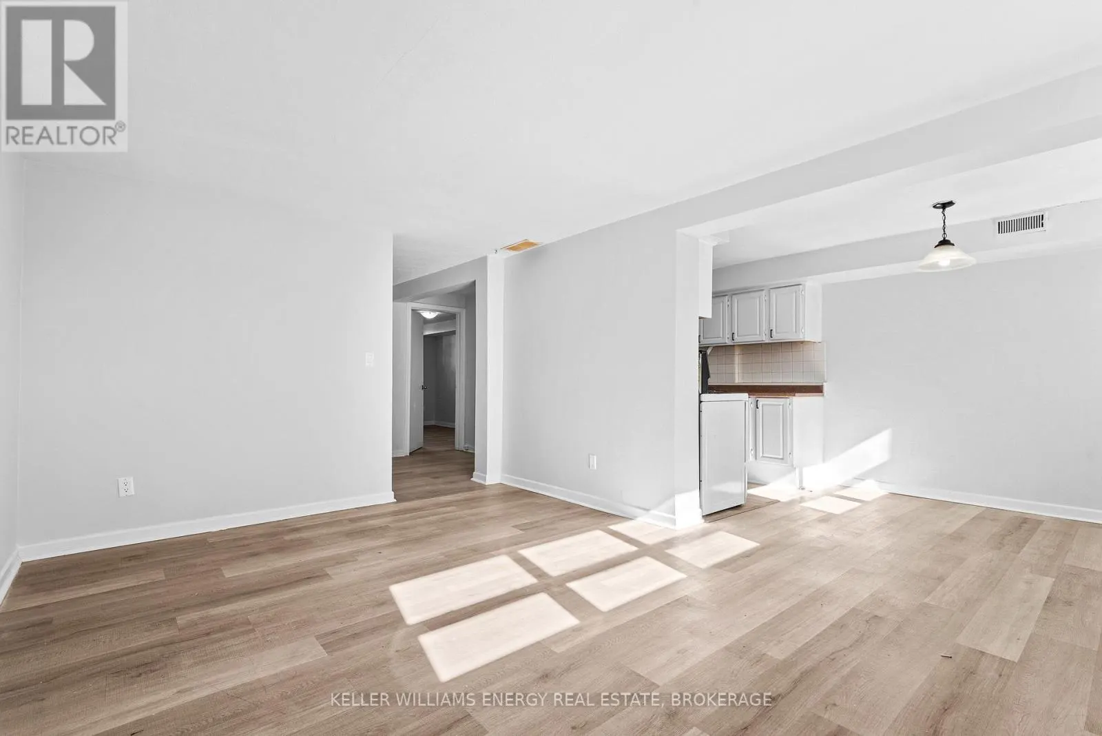 1-6 - 117 CROMWELL AVENUE, #1-6