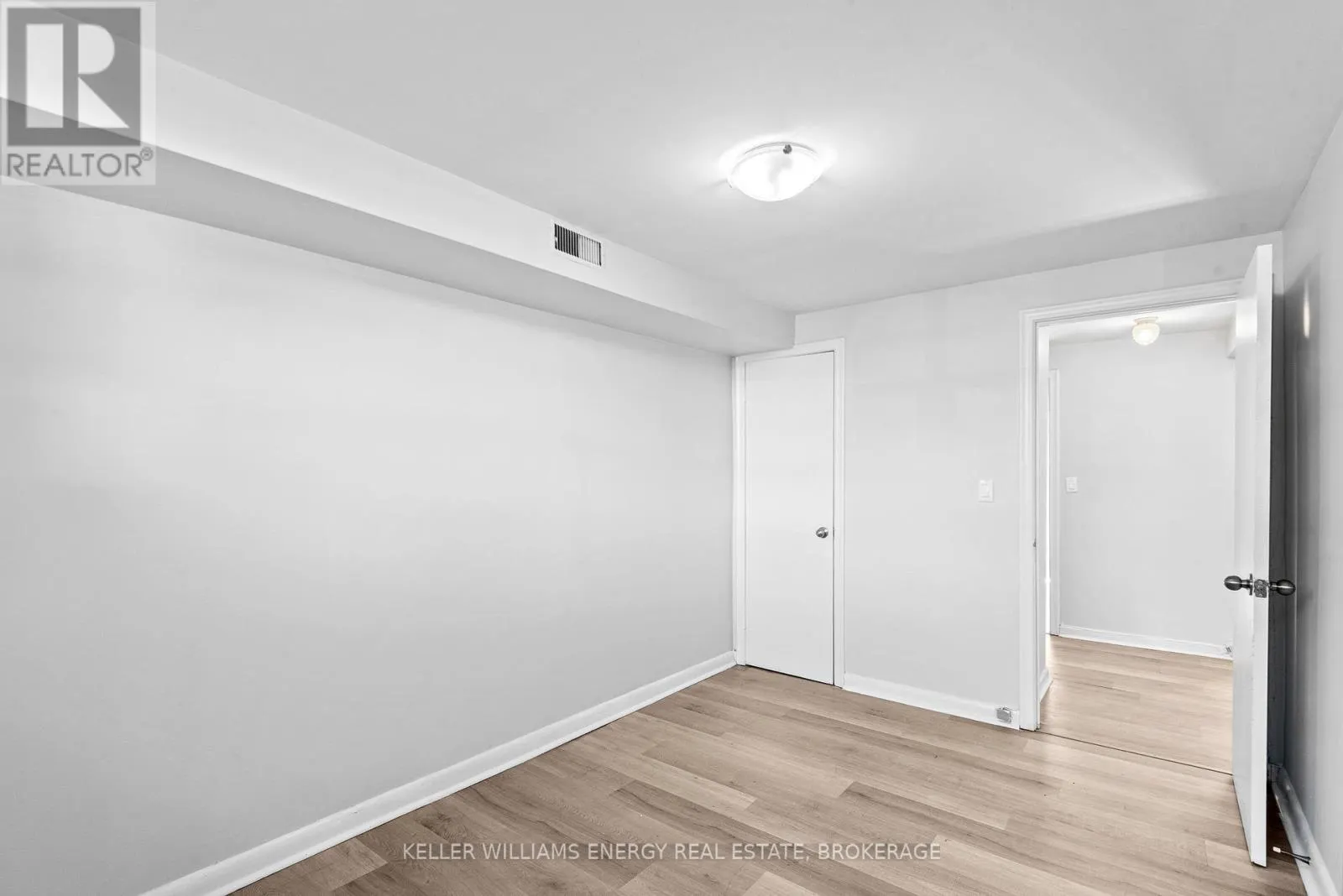 1-6 - 117 CROMWELL AVENUE, #1-6