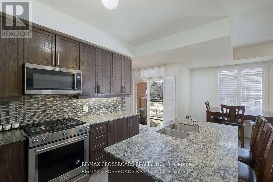 12 - 2726 WILLIAM JACKSON DRIVE