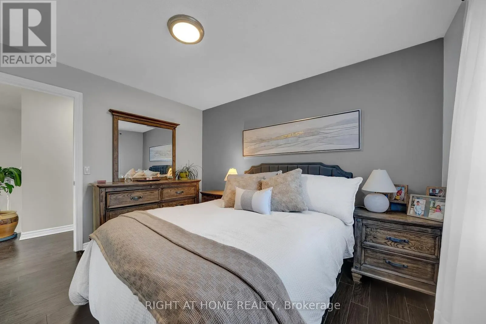 244 OSHAWA BOULEVARD