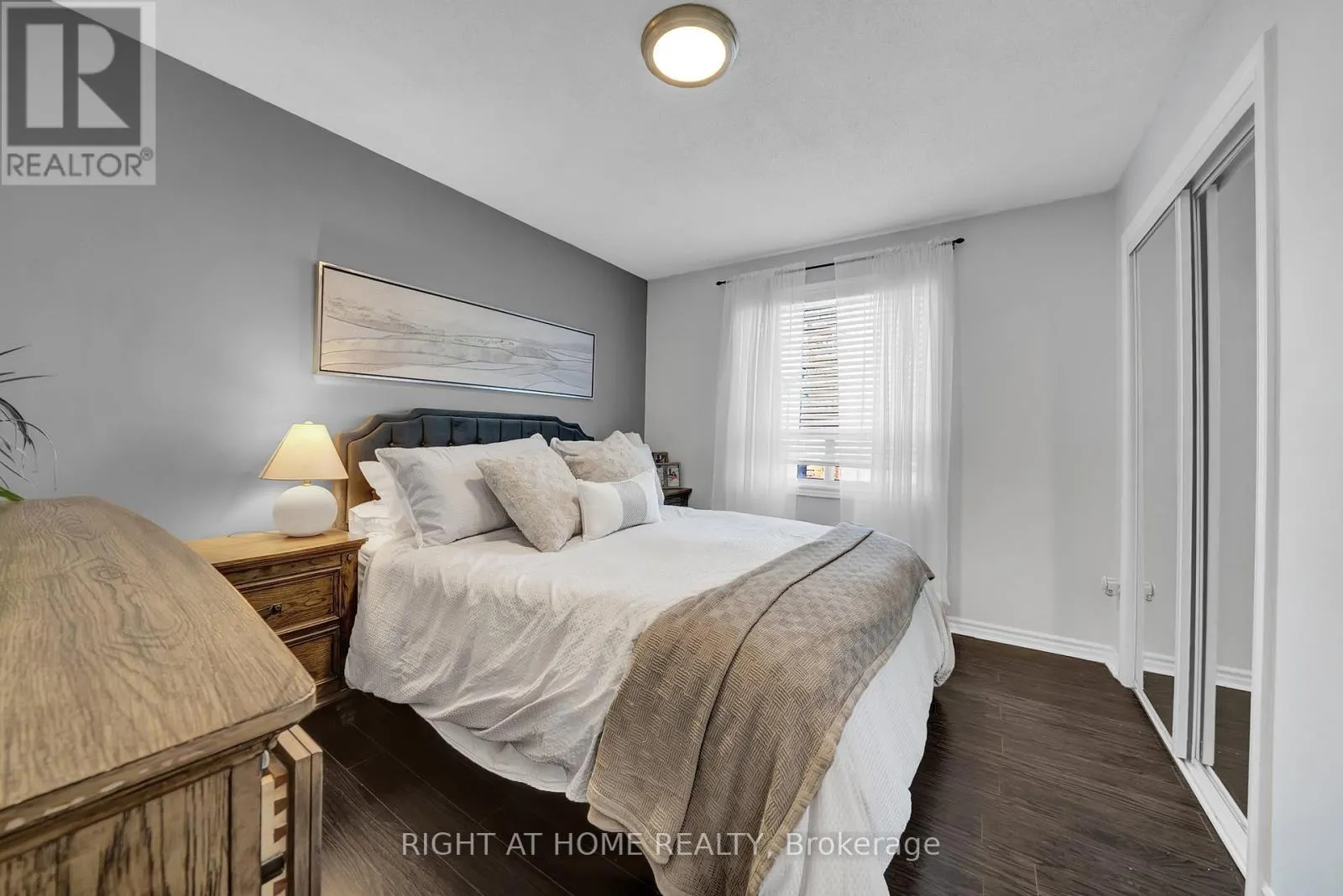 244 OSHAWA BOULEVARD