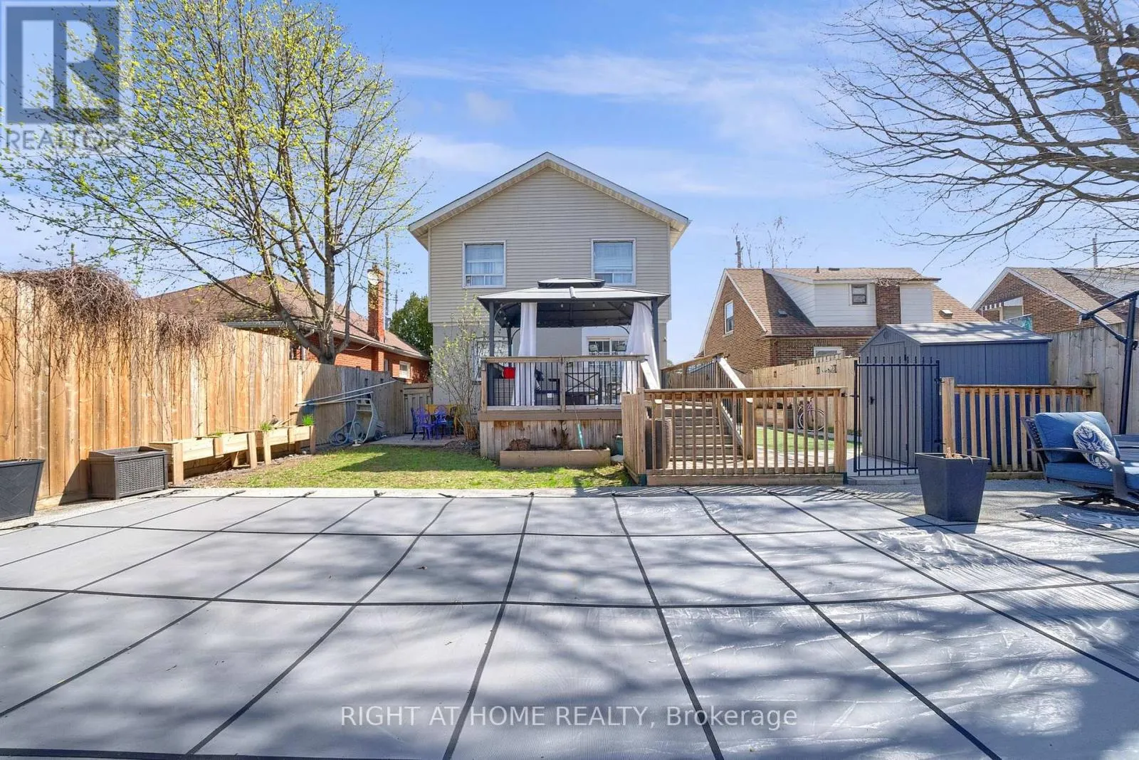 244 OSHAWA BOULEVARD