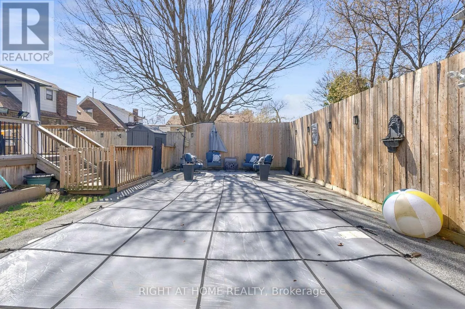 244 OSHAWA BOULEVARD