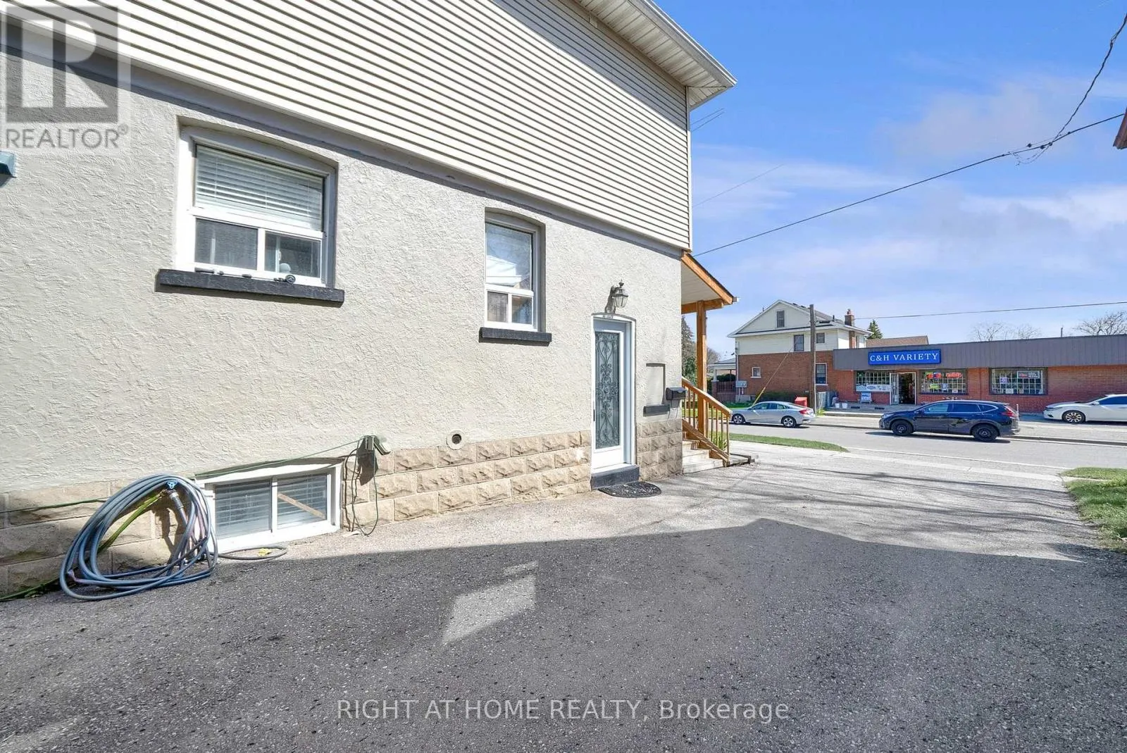 244 OSHAWA BOULEVARD