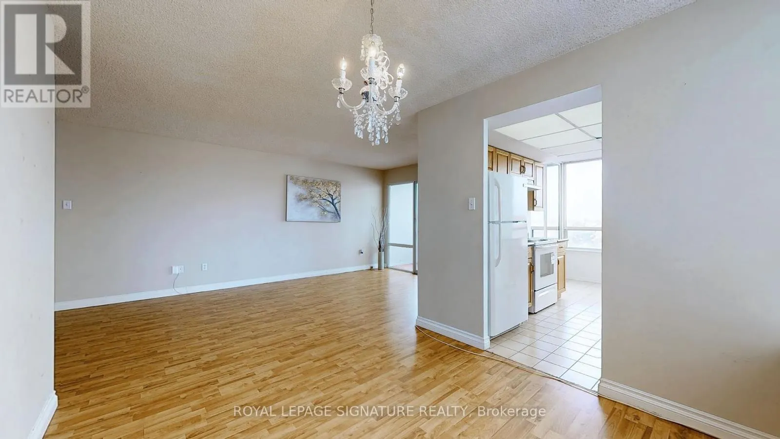 513 - 350 ALTON TOWERS CIRCLE