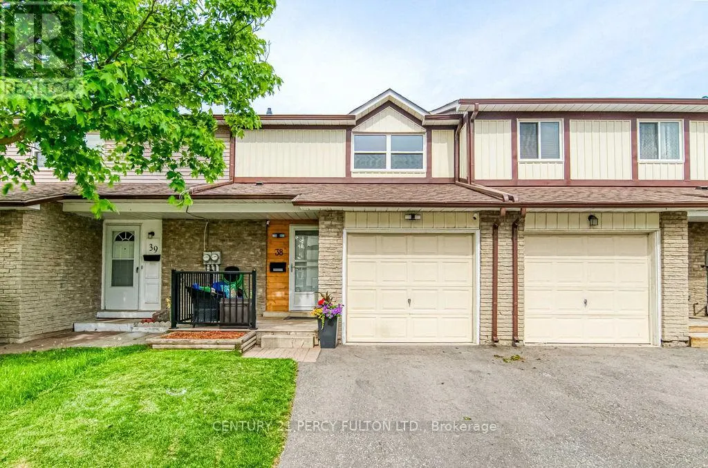 38 - 540 DORCHESTER DRIVE