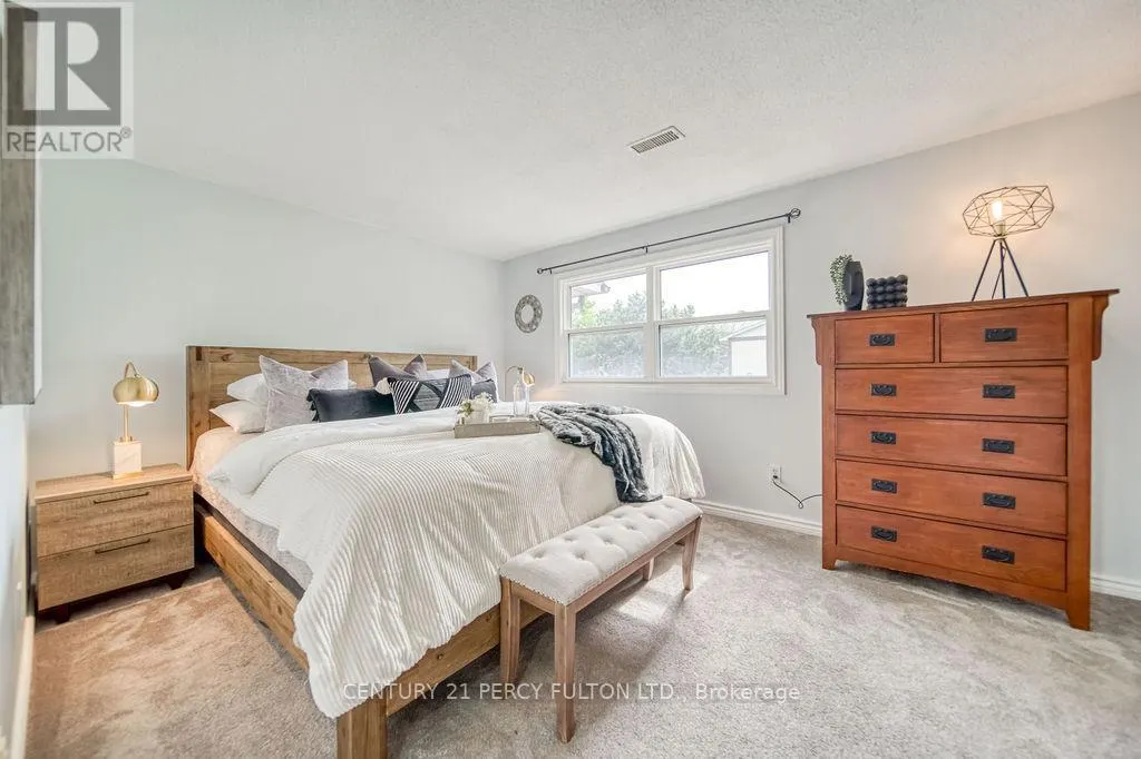38 - 540 DORCHESTER DRIVE
