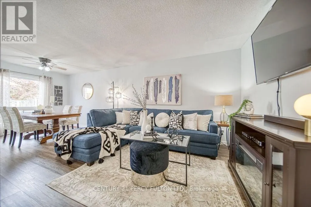 38 - 540 DORCHESTER DRIVE