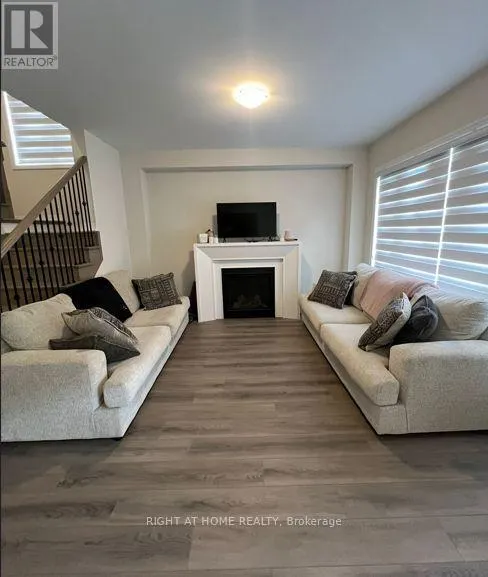 30 NORTHROP AVENUE