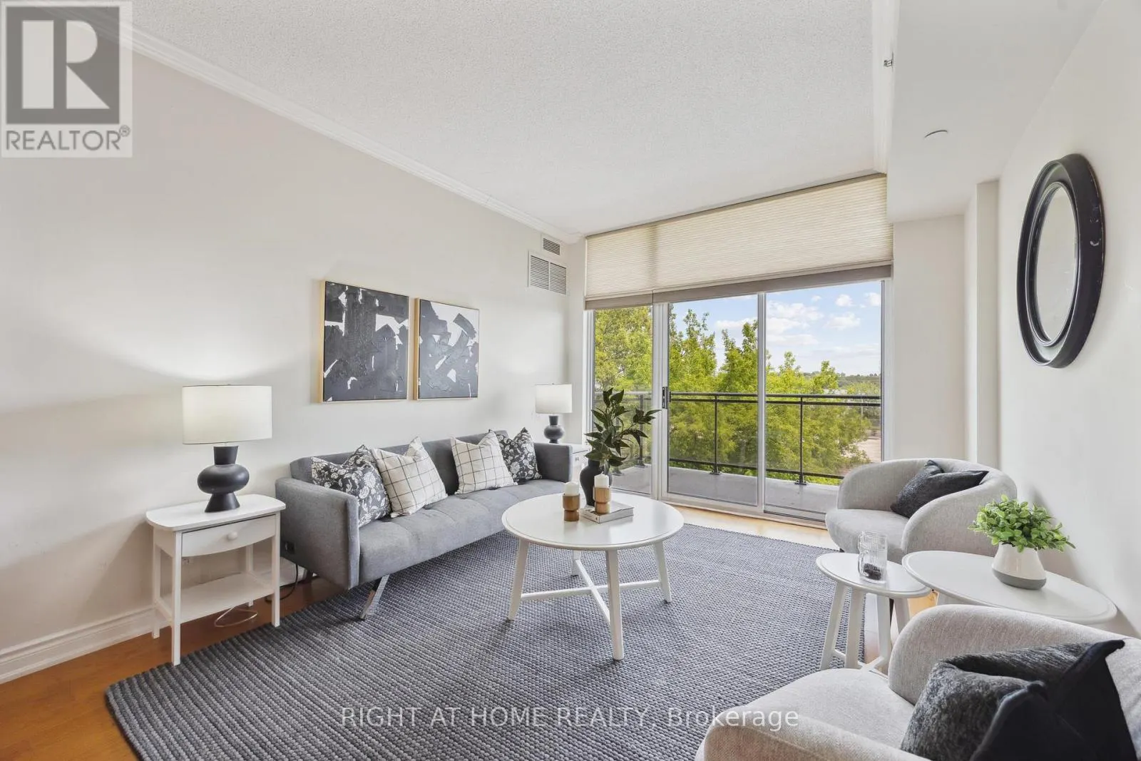 205 - 171 SHANLY STREET, #205