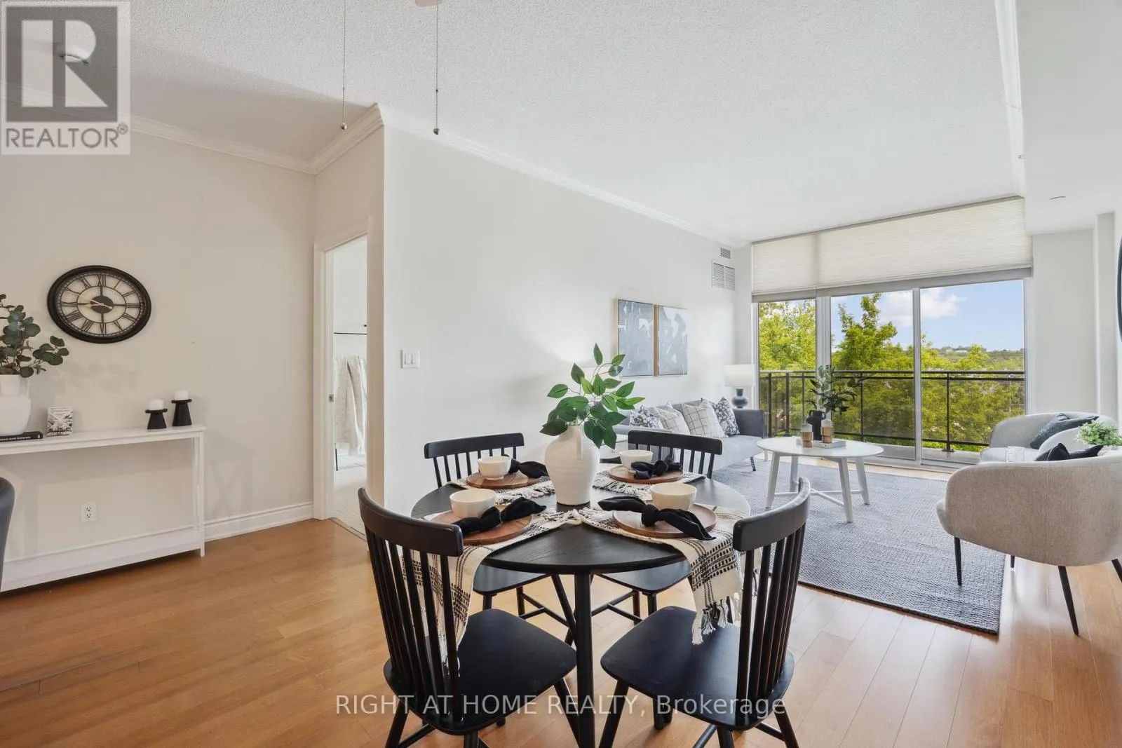 205 - 171 SHANLY STREET, #205
