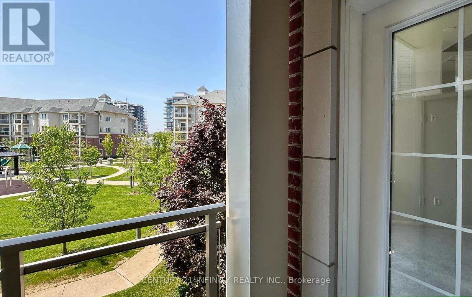 201 - 80 ASPEN SPRINGS DRIVE, #201