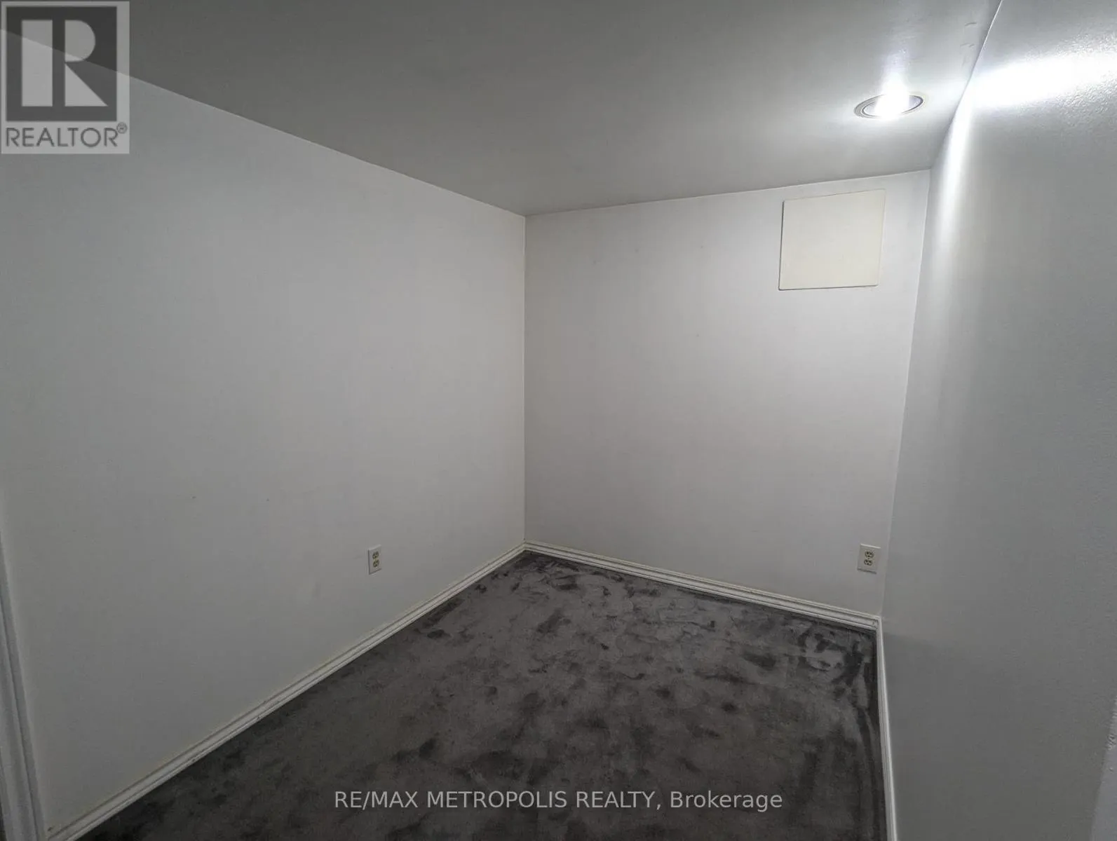 BSMT - 45 BRENDA CRESCENT