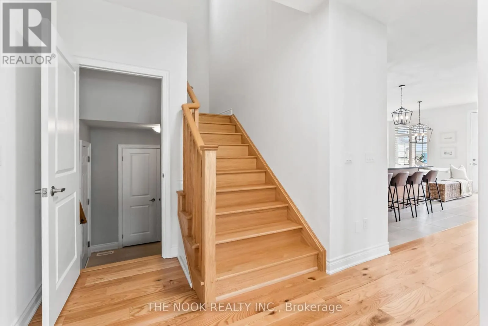 110 WAMSLEY CRESCENT