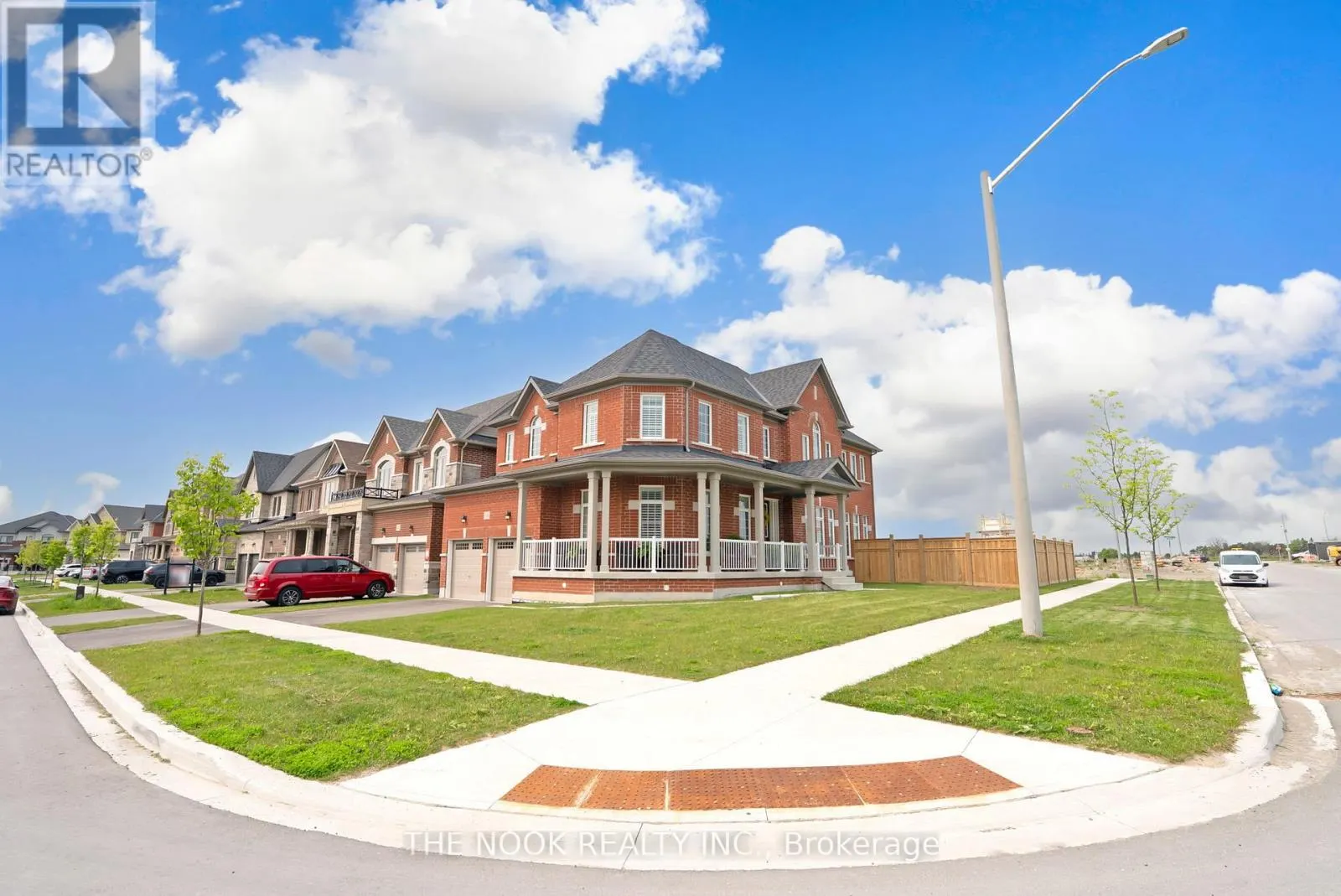 110 WAMSLEY CRESCENT
