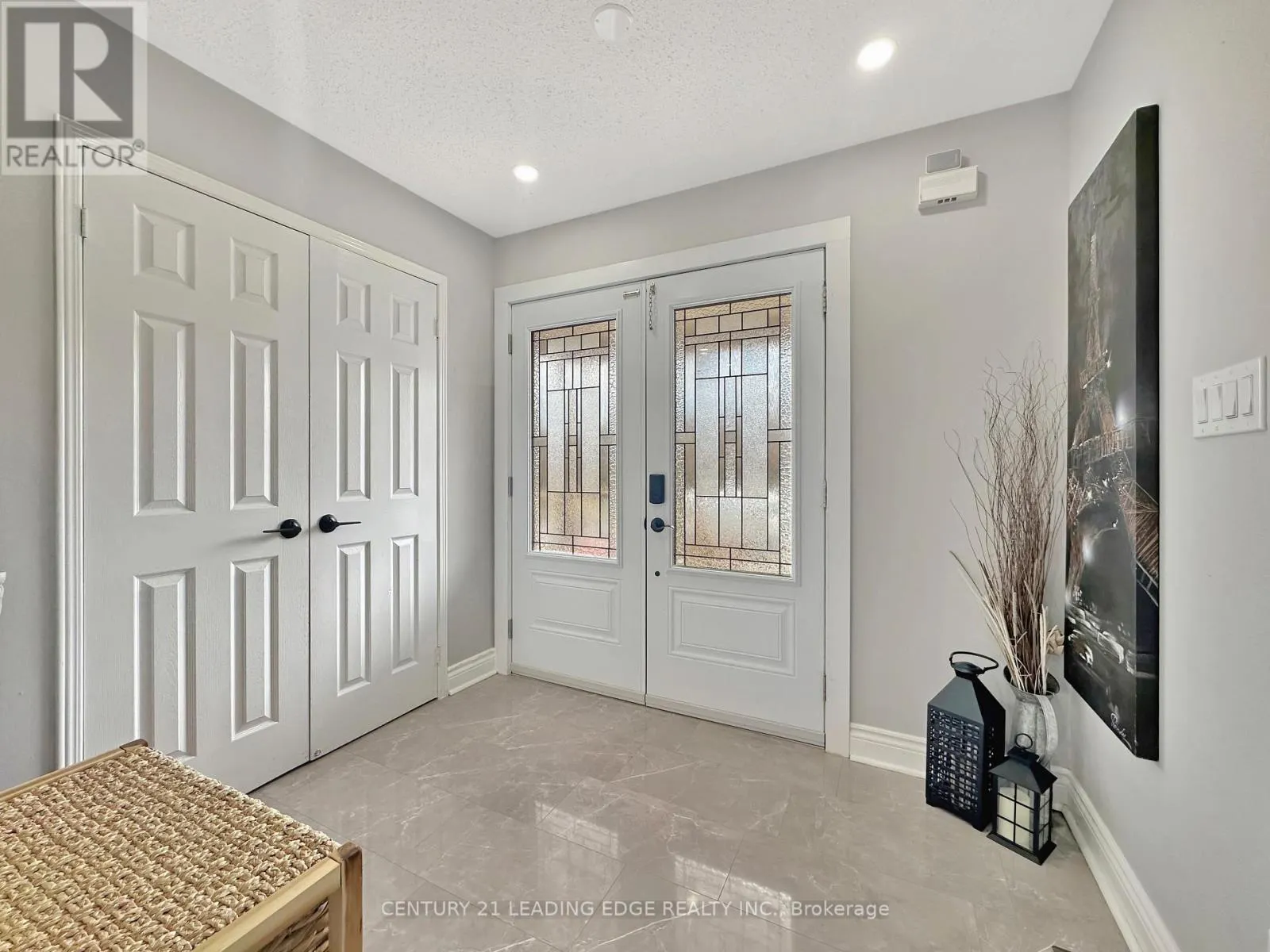 91 PERRYVIEW DRIVE