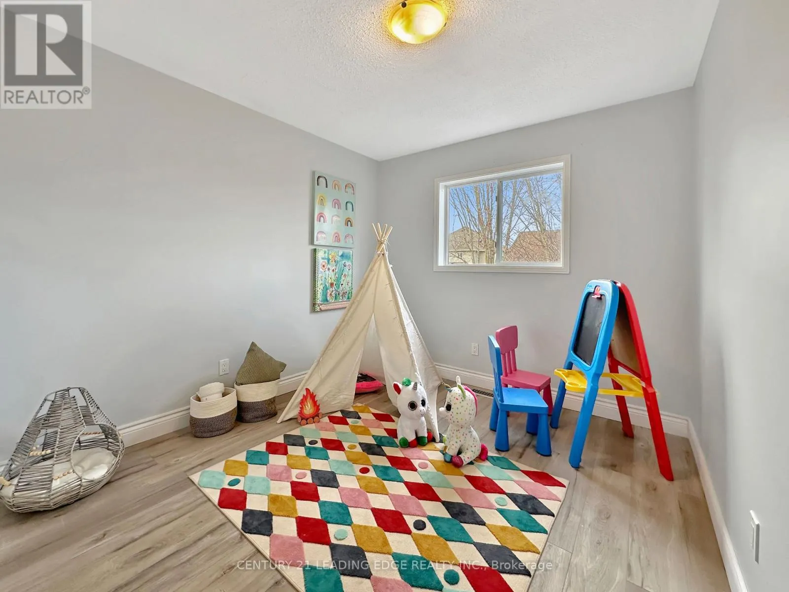 91 PERRYVIEW DRIVE