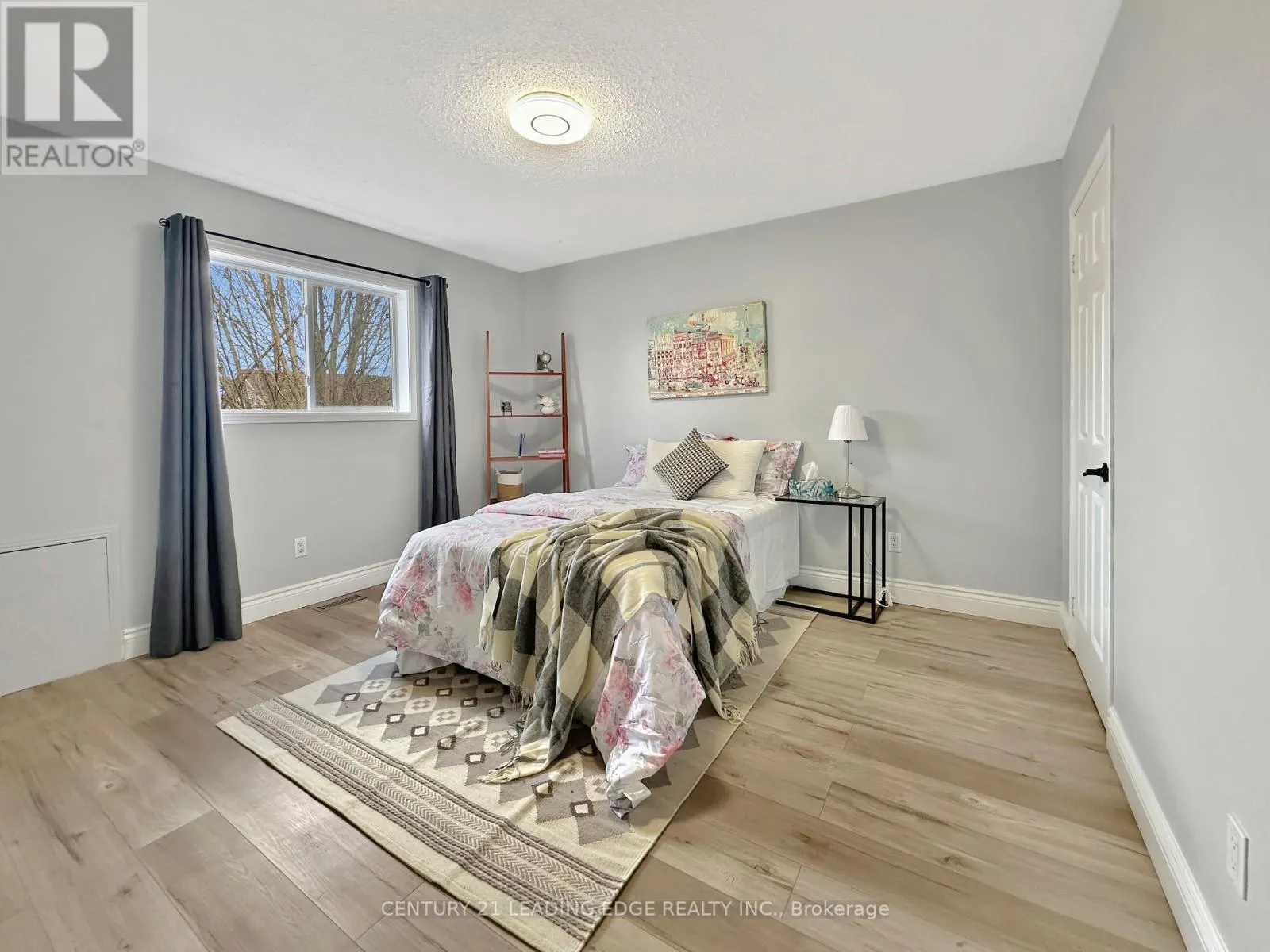 91 PERRYVIEW DRIVE