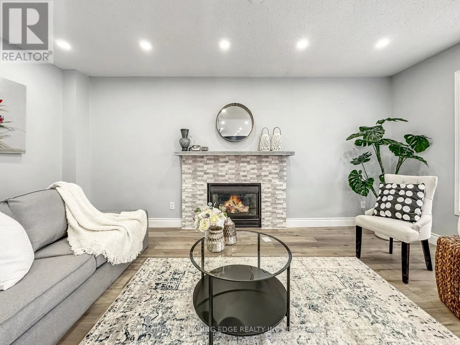 91 PERRYVIEW DRIVE