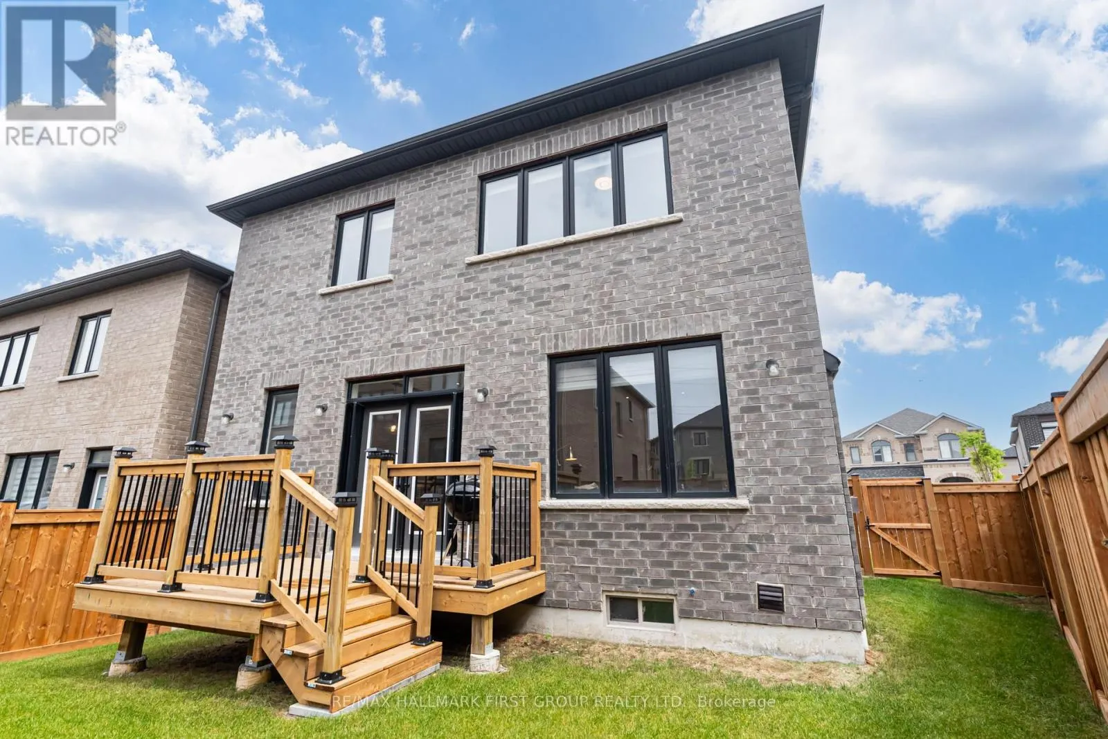 1206 CHATEAU COURT