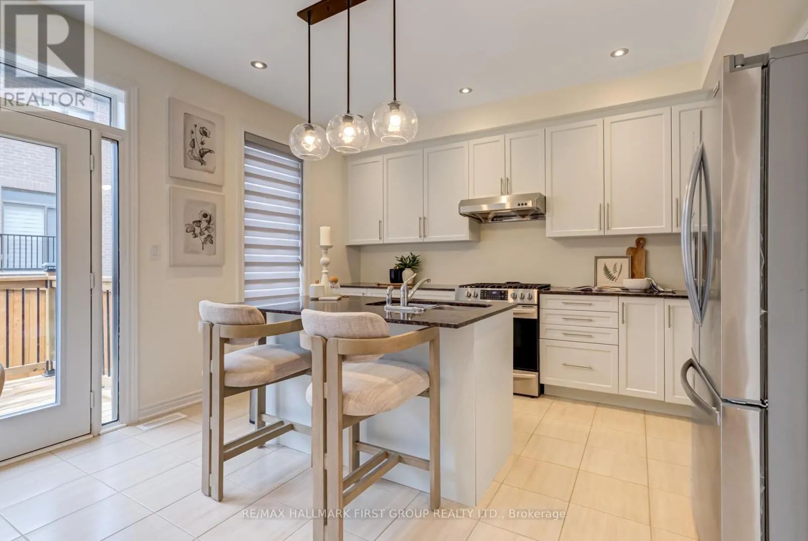 1206 CHATEAU COURT