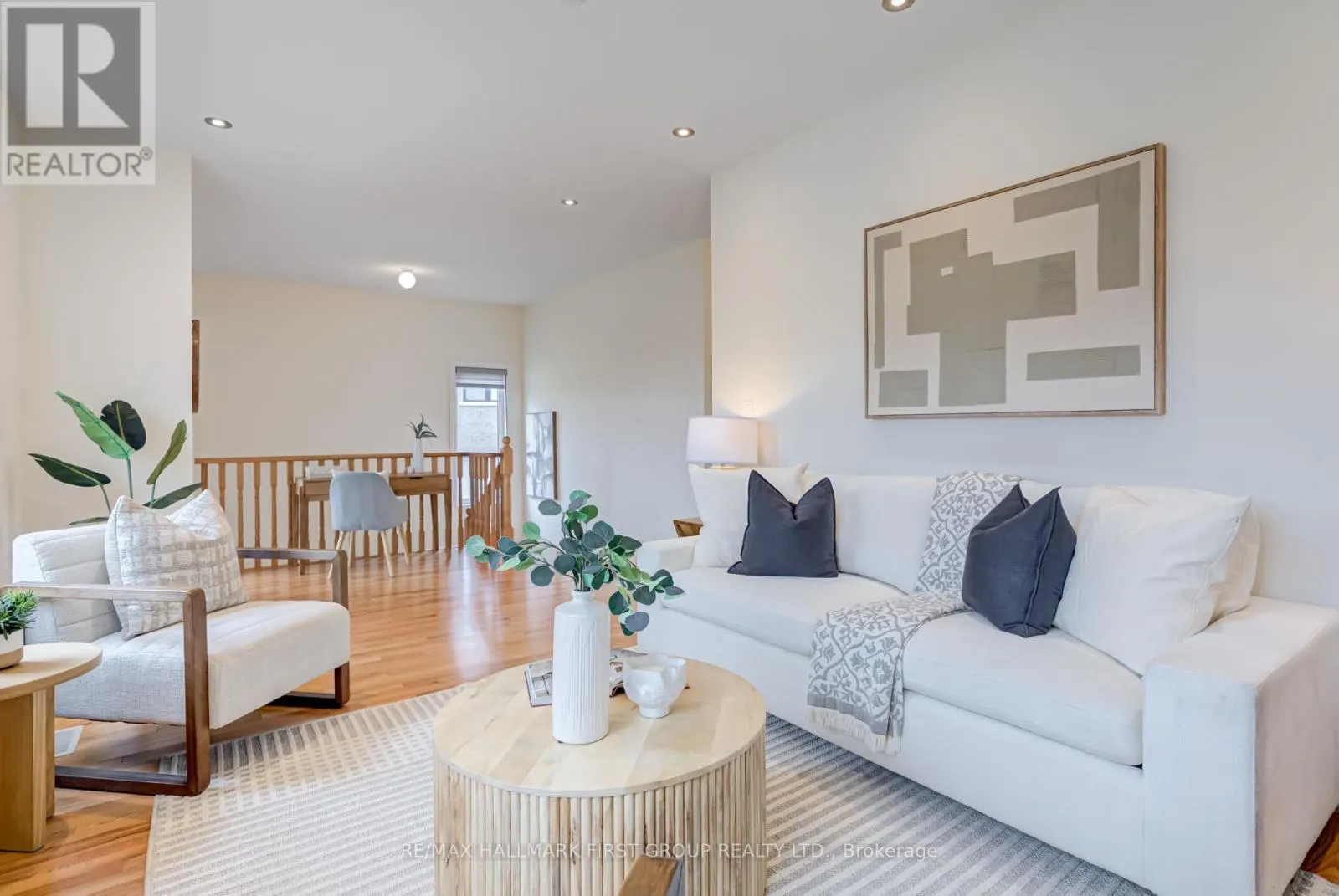 1206 CHATEAU COURT