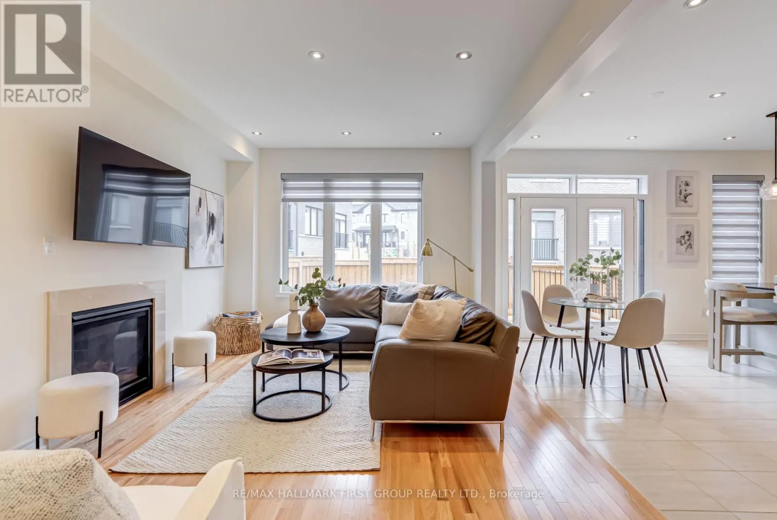 1206 CHATEAU COURT