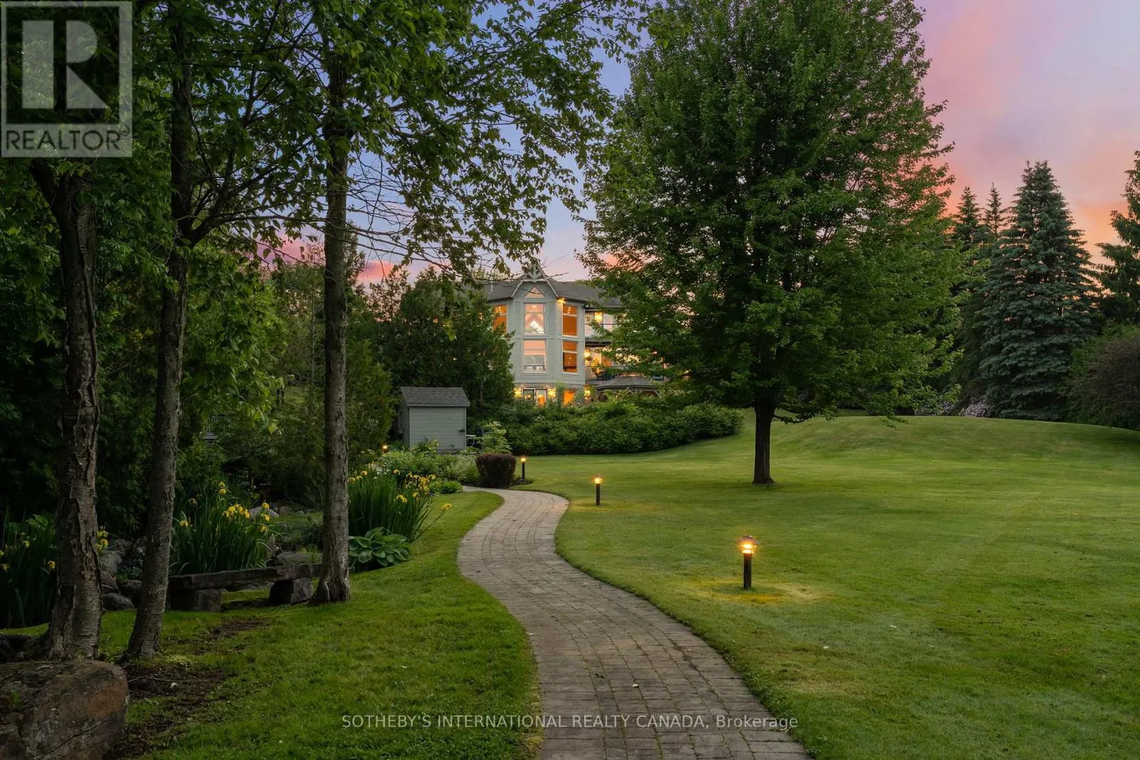 12 ISLAND VIEW COURT
