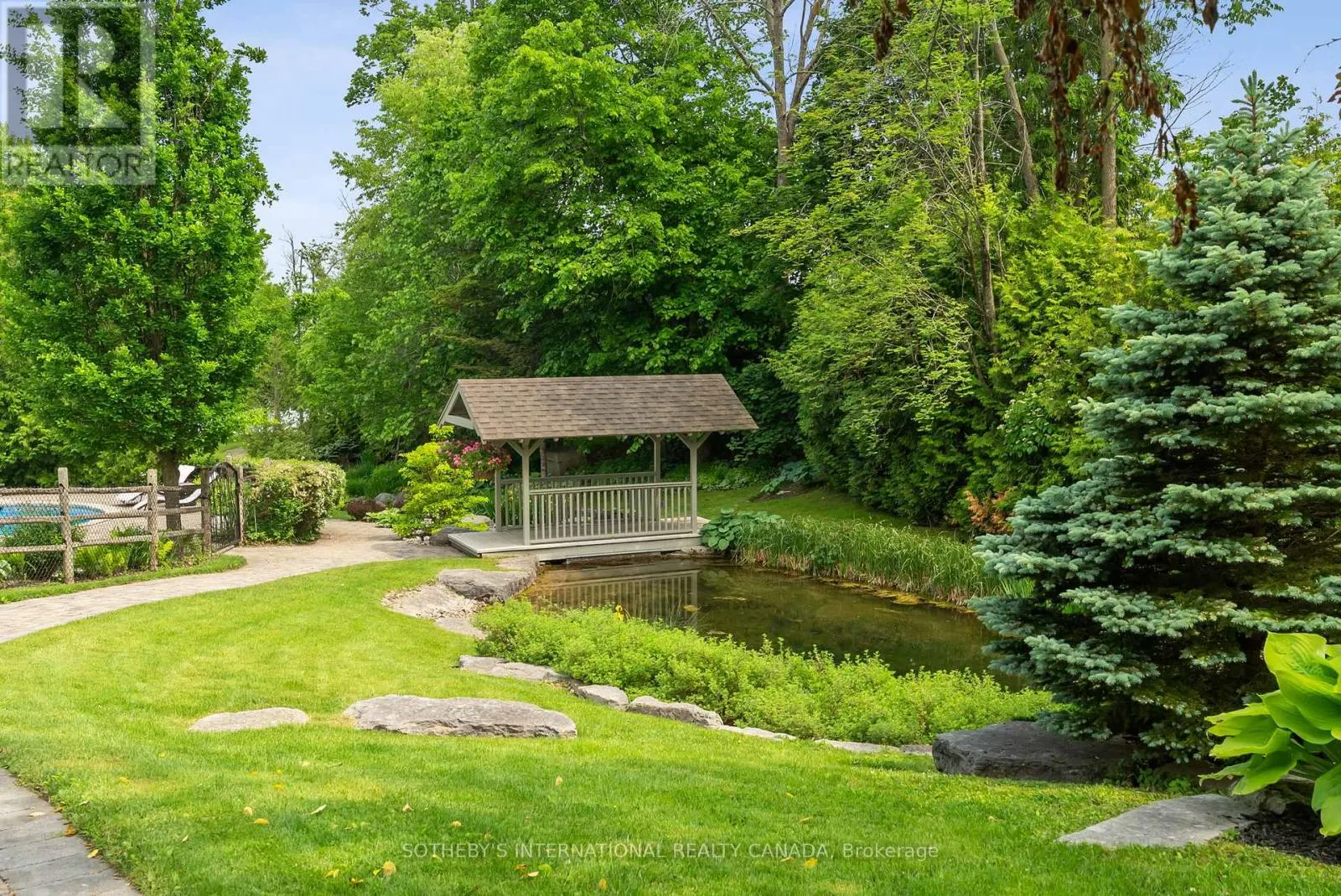 12 ISLAND VIEW COURT