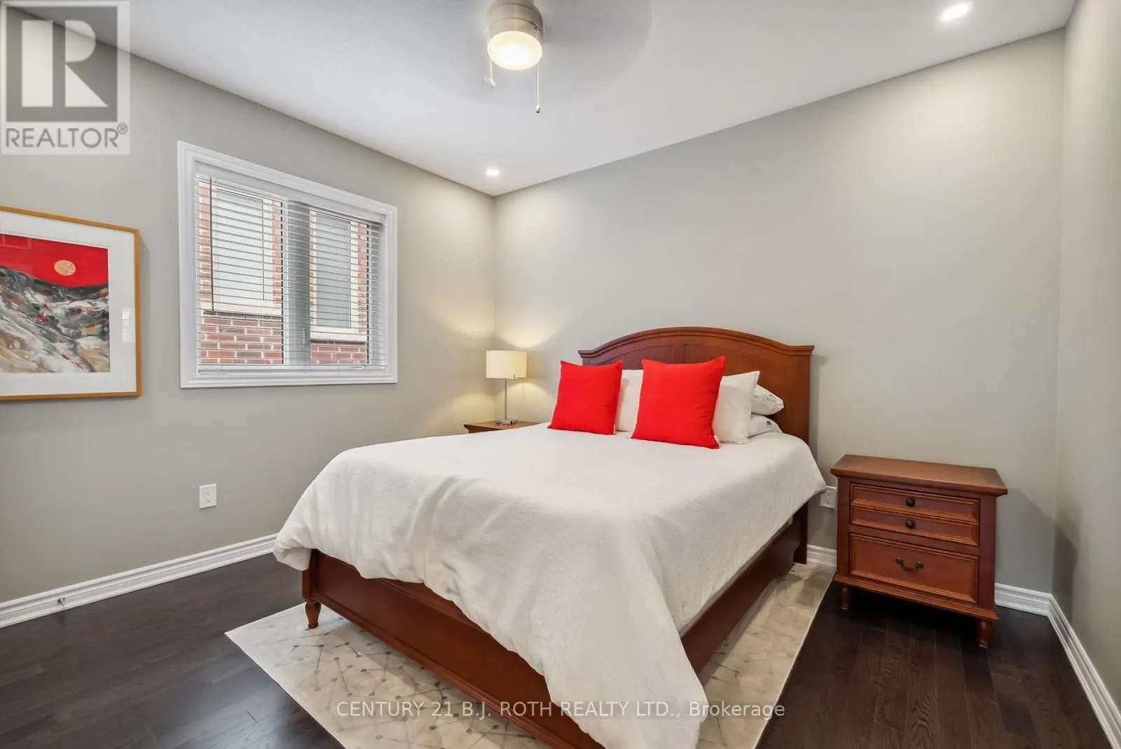 42 GLENHAVEN COURT