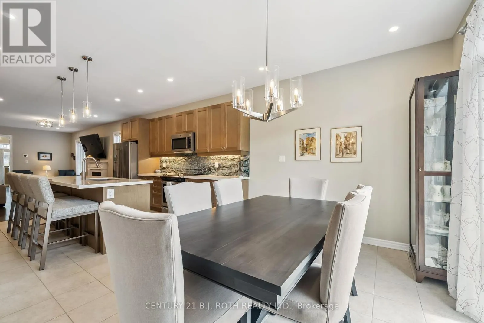 42 GLENHAVEN COURT