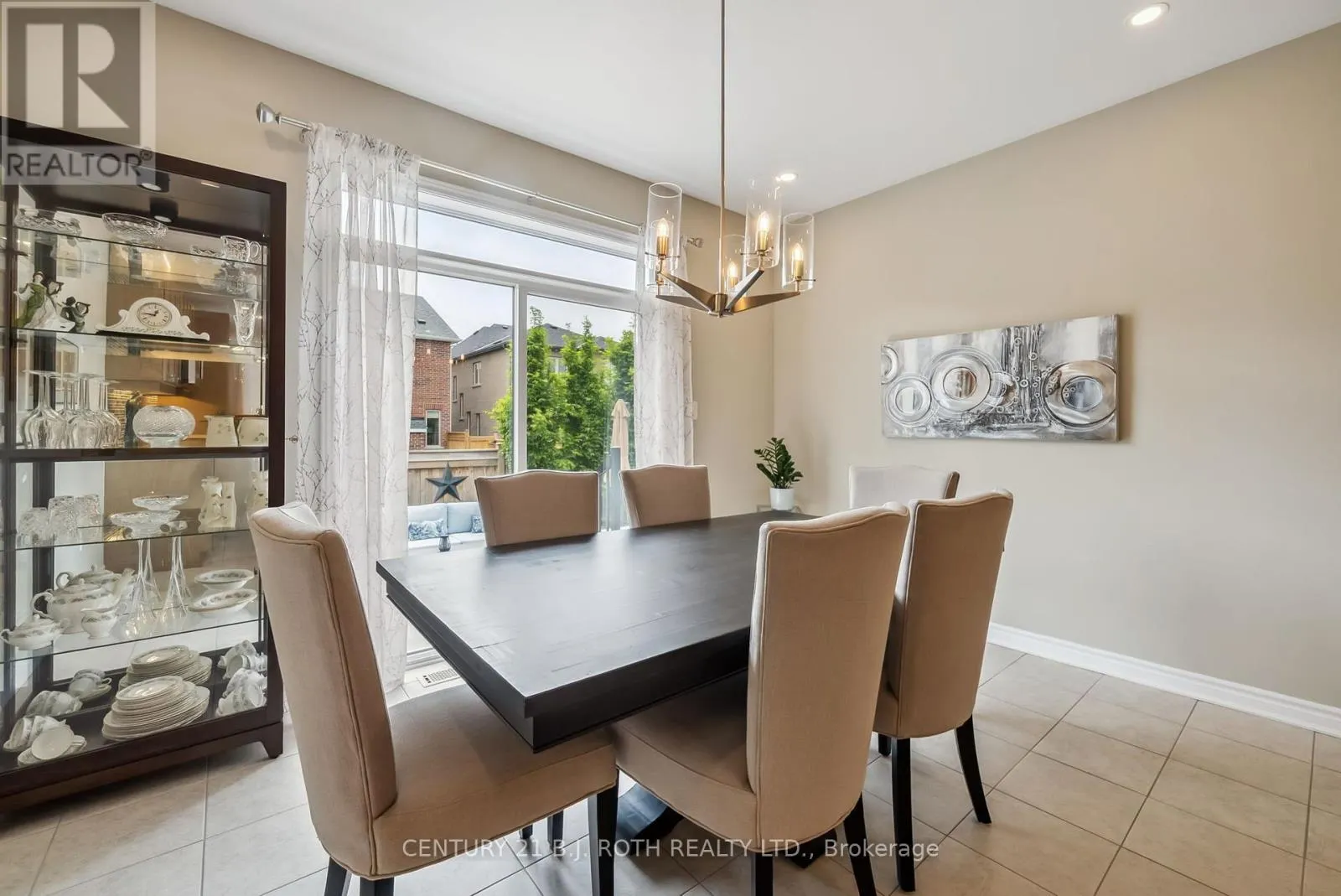 42 GLENHAVEN COURT