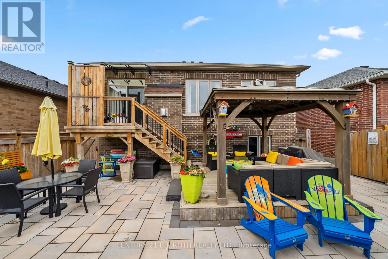 40 GLENHAVEN COURT