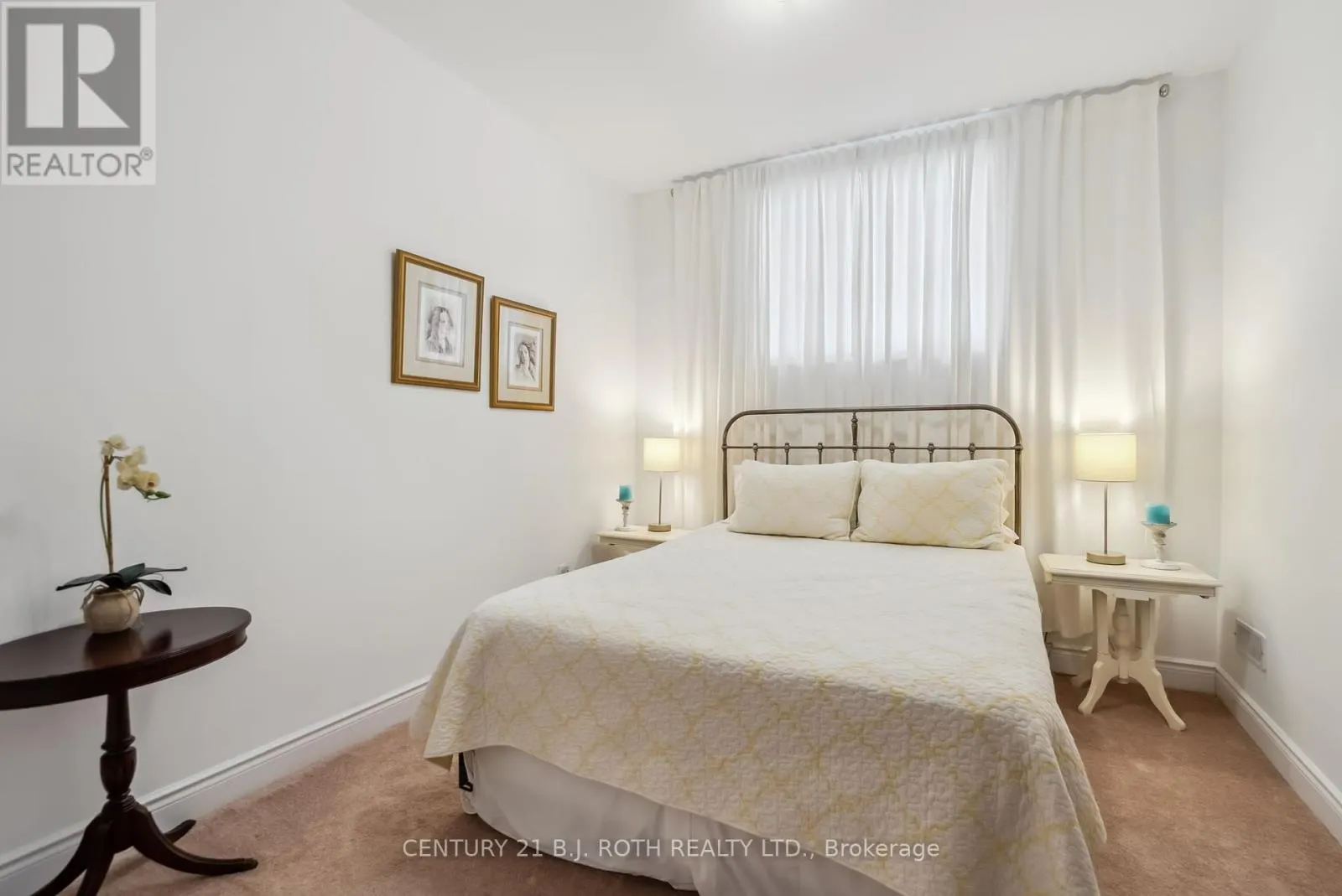 40 GLENHAVEN COURT