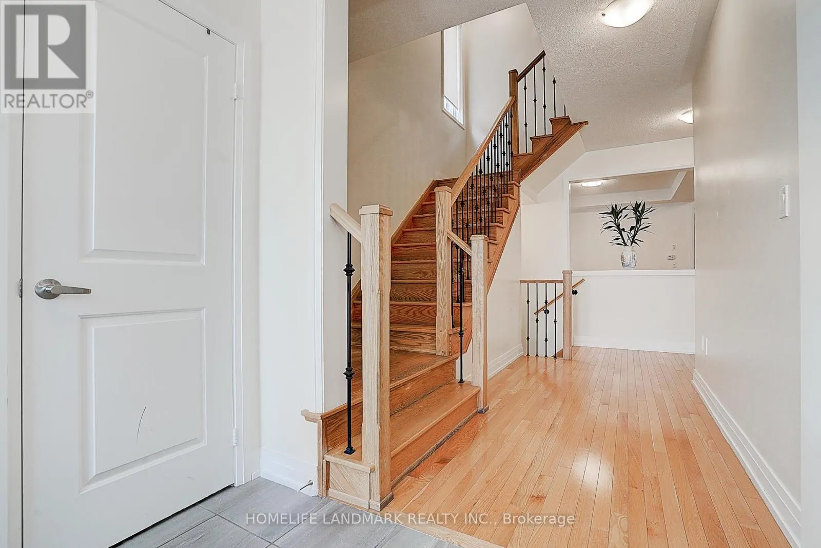 21 HAYERAFT STREET