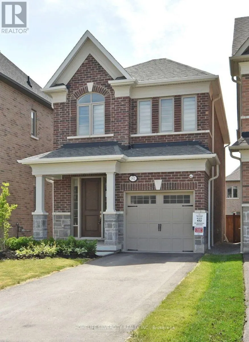 92 DEER RIDGE CRESCENT