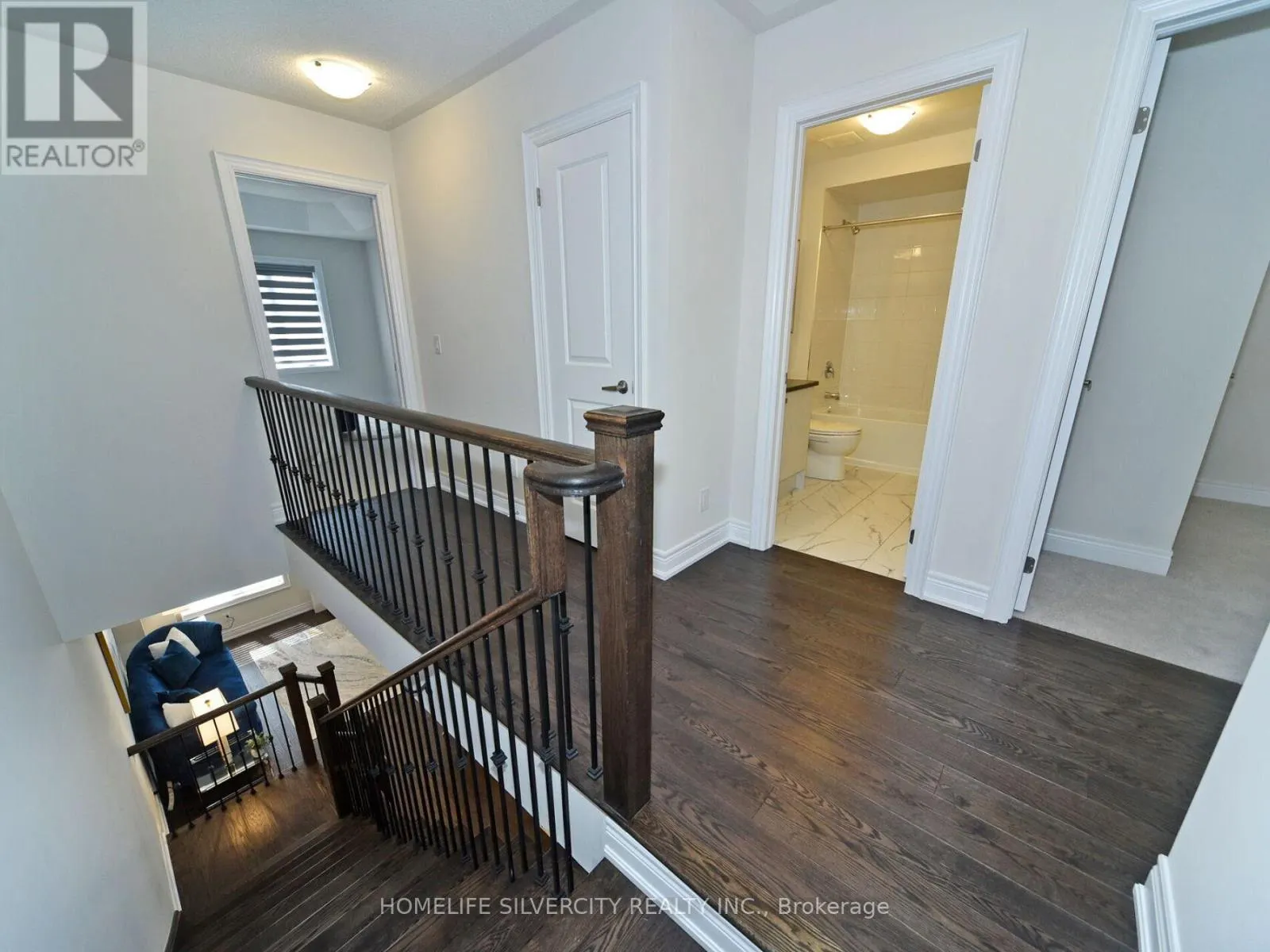 92 DEER RIDGE CRESCENT